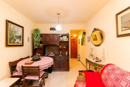 Apartamento à venda com 63m², 2 quartos e 1 vaga Apartamento à venda com 63m², 2 quartos e 1 vagaSala