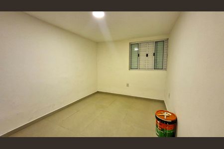 Quarto de casa à venda com 1 quarto, 32m² em Vila Sao Paulo, São Paulo