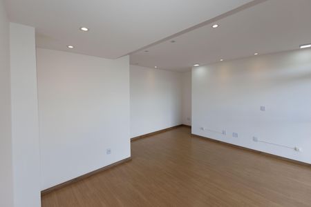 Apartamento à venda com 250m², 3 quartos e 3 vagas Apartamento à venda com 250m², 3 quartos e 3 vagasSuíte 1