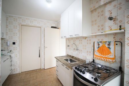 Apartamento para alugar com 72m², 2 quartos e 1 vagaCozinha