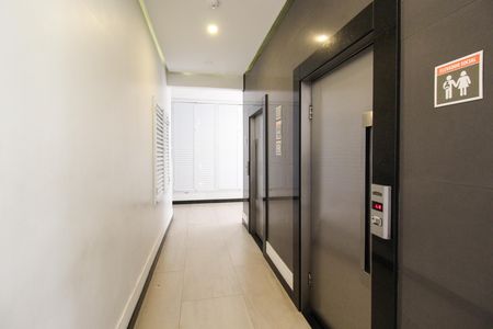 Apartamento para alugar com 72m², 2 quartos e 1 vagaHakk