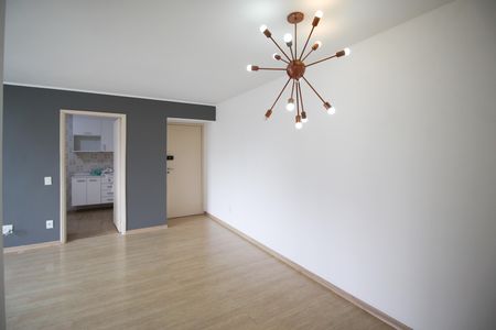 Apartamento para alugar com 72m², 2 quartos e 1 vagaSala