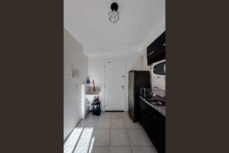 Apartamento à venda com 28m², 1 quarto e sem vaga Apartamento à venda com 28m², 1 quarto e sem vagaCozinha e Área de Serviço