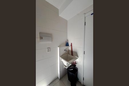 Apartamento à venda com 28m², 1 quarto e sem vaga Apartamento à venda com 28m², 1 quarto e sem vagaCozinha e Área de Serviço