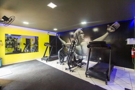 Apartamento para alugar com 50m², 2 quartos e 1 vaga Apartamento para alugar com 50m², 2 quartos e 1 vagaÁrea comum - Academia