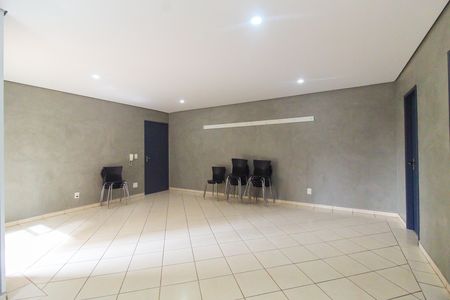 Apartamento para alugar com 50m², 2 quartos e 1 vaga Apartamento para alugar com 50m², 2 quartos e 1 vagaÁrea comum - Salão de festas