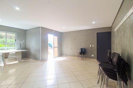 Apartamento para alugar com 50m², 2 quartos e 1 vaga Apartamento para alugar com 50m², 2 quartos e 1 vagaÁrea comum - Salão de festas