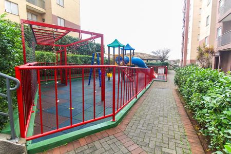 Apartamento para alugar com 50m², 2 quartos e 1 vaga Apartamento para alugar com 50m², 2 quartos e 1 vagaÁrea comum - Playground