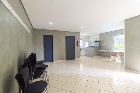 Apartamento para alugar com 50m², 2 quartos e 1 vaga Apartamento para alugar com 50m², 2 quartos e 1 vagaÁrea comum - Salão de festas