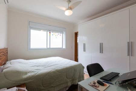 Casa de condomínio à venda com 275m², 3 quartos e 3 vagas Casa de condomínio à venda com 275m², 3 quartos e 3 vagasSuíte 2