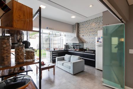Casa de condomínio à venda com 275m², 3 quartos e 3 vagas Casa de condomínio à venda com 275m², 3 quartos e 3 vagasChurrasqueira