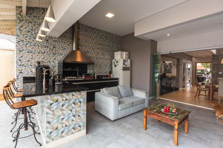 Casa de condomínio à venda com 275m², 3 quartos e 3 vagas Casa de condomínio à venda com 275m², 3 quartos e 3 vagasChurrasqueira