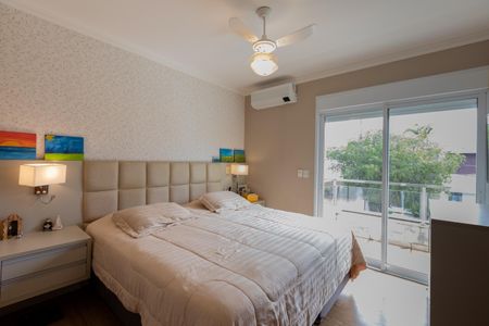 Casa de condomínio à venda com 275m², 3 quartos e 3 vagas Casa de condomínio à venda com 275m², 3 quartos e 3 vagasSuíte 1