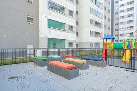 Apartamento para alugar com 47m², 2 quartos e 1 vaga Apartamento para alugar com 47m², 2 quartos e 1 vagaÁrea comum - Playground