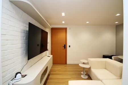 Sala de apartamento para alugar com 2 quartos, 48m² em Granja Viana, Cotia