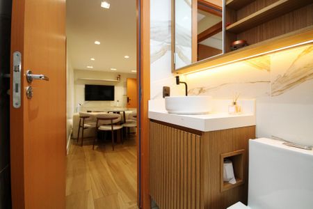 Apartamento para alugar com 48m², 2 quartos e 1 vaga Apartamento para alugar com 48m², 2 quartos e 1 vagaBanheiro