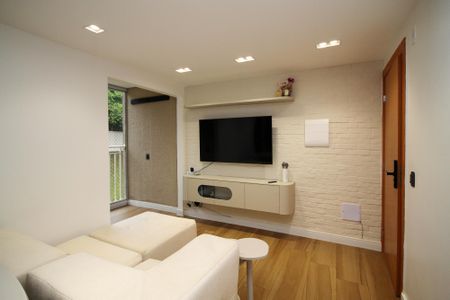 Sala de apartamento para alugar com 2 quartos, 48m² em Granja Viana, Cotia