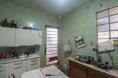 Casa à venda com 150m², 2 quartos e 3 vagas