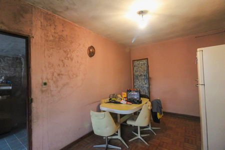 Casa à venda com 150m², 2 quartos e 3 vagas
