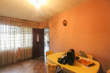 Casa à venda com 150m², 2 quartos e 3 vagas