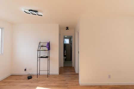 Sala de apartamento para alugar com 2 quartos, 36m² em Vila Graciosa, São Paulo