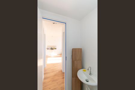 Apartamento para alugar com 38m², 2 quartos e sem vagaBanheiro