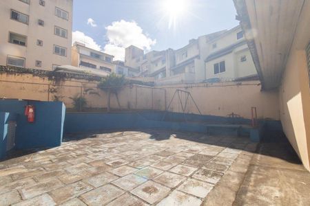 Apartamento à venda com 46m², 2 quartos e 1 vaga Apartamento à venda com 46m², 2 quartos e 1 vagaÁrea comum - Playground