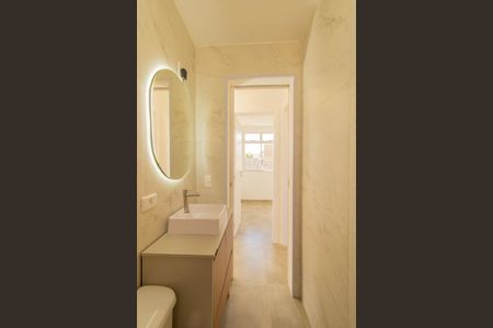 Apartamento à venda com 46m², 2 quartos e 1 vaga Apartamento à venda com 46m², 2 quartos e 1 vagaBanheiro Social