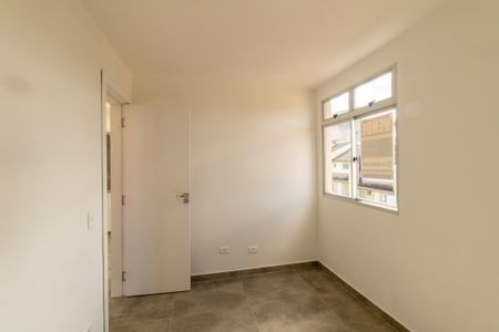 Apartamento à venda com 46m², 2 quartos e 1 vaga Apartamento à venda com 46m², 2 quartos e 1 vagaQuarto 1