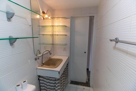Apartamento à venda com 71m², 2 quartos e 1 vagaBanheiro