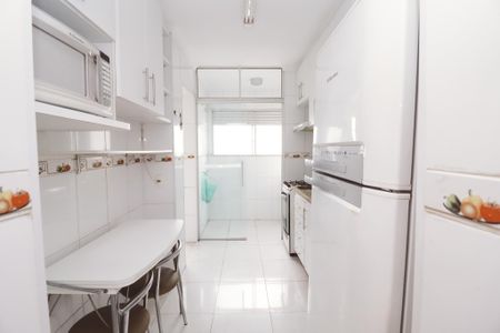 Apartamento para alugar com 72m², 2 quartos e 1 vagaCozinha