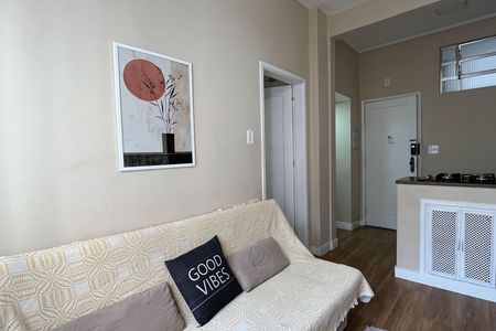 Sala de apartamento para alugar com 1 quarto, 37m² em Boqueirão, Santos