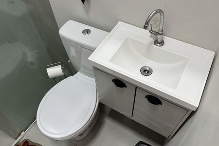 Apartamento para alugar com 37m², 1 quarto e sem vaga Apartamento para alugar com 37m², 1 quarto e sem vagaBanheiro