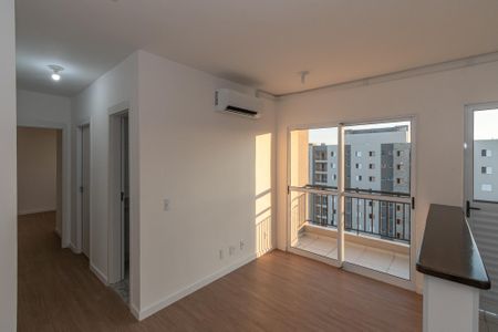 Apartamento para alugar com 50m², 2 quartos e 1 vaga Apartamento para alugar com 50m², 2 quartos e 1 vagaSala de Estar/Jantar