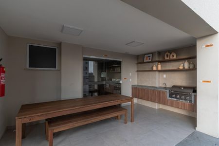 Apartamento para alugar com 50m², 2 quartos e 1 vaga Apartamento para alugar com 50m², 2 quartos e 1 vagaÁrea comum - Churrasqueira