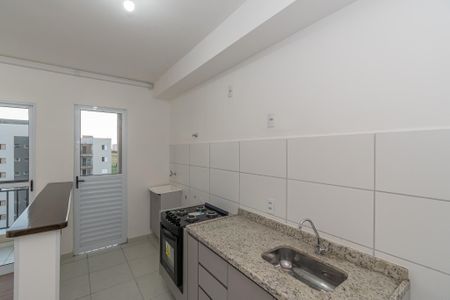Apartamento para alugar com 50m², 2 quartos e 1 vaga Apartamento para alugar com 50m², 2 quartos e 1 vagaCozinha e Área de Serviço
