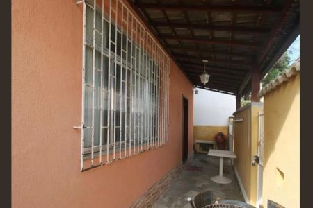Casa de condomínio para alugar com 228m², 4 quartos e sem vaga