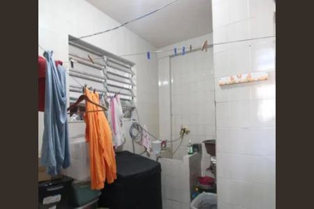 Casa de condomínio para alugar com 228m², 4 quartos e sem vaga