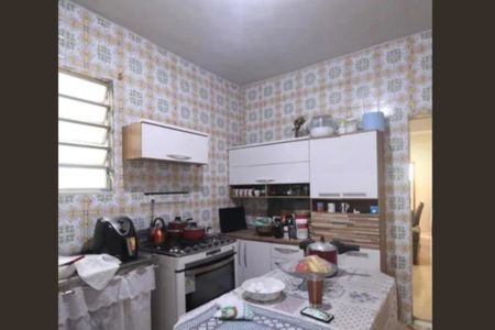 Casa de condomínio para alugar com 228m², 4 quartos e sem vaga