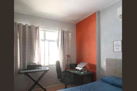 Casa de condomínio para alugar com 228m², 4 quartos e sem vaga