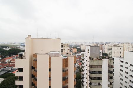 Vista de apartamento à venda com 2 quartos, 75m² em Indianópolis, São Paulo