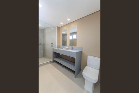 Apartamento à venda com 150m², 2 quartos e sem vaga Apartamento à venda com 150m², 2 quartos e sem vagaBanheiro da Suíte 1