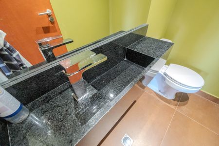 Apartamento à venda com 150m², 2 quartos e sem vaga Apartamento à venda com 150m², 2 quartos e sem vagaLavabo