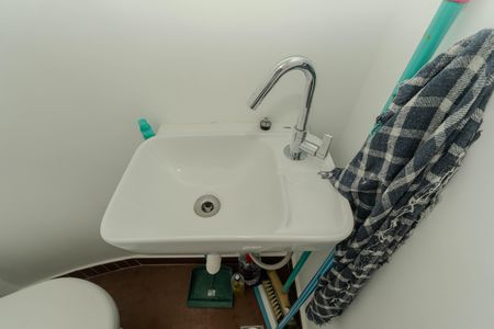 Apartamento à venda com 150m², 2 quartos e sem vaga Apartamento à venda com 150m², 2 quartos e sem vagaBanheiro de serviço