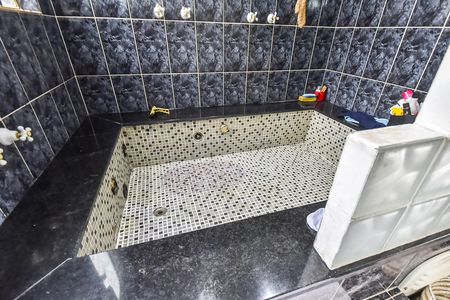 Casa para alugar com 210m², 3 quartos e 3 vagasBanheiro da suíte 2