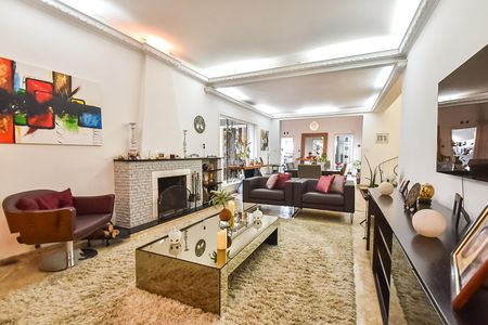 Casa para alugar com 210m², 3 quartos e 3 vagasSala