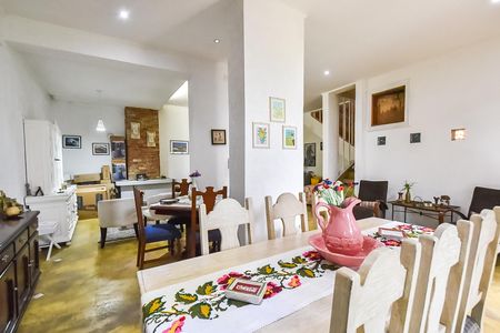 Casa para alugar com 210m², 3 quartos e 3 vagasSalão de festas