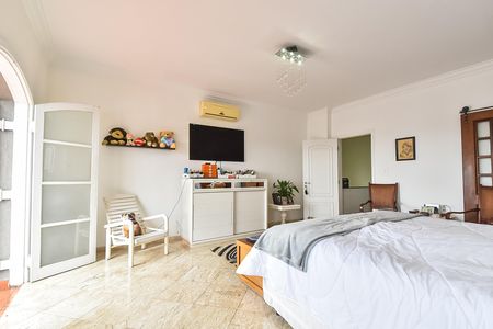 Casa para alugar com 210m², 3 quartos e 3 vagasSuíte 2