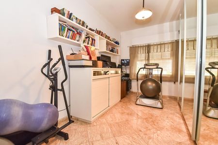 Casa para alugar com 210m², 3 quartos e 3 vagasQuarto