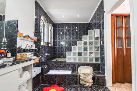 Casa para alugar com 210m², 3 quartos e 3 vagasBanheiro da suíte 2